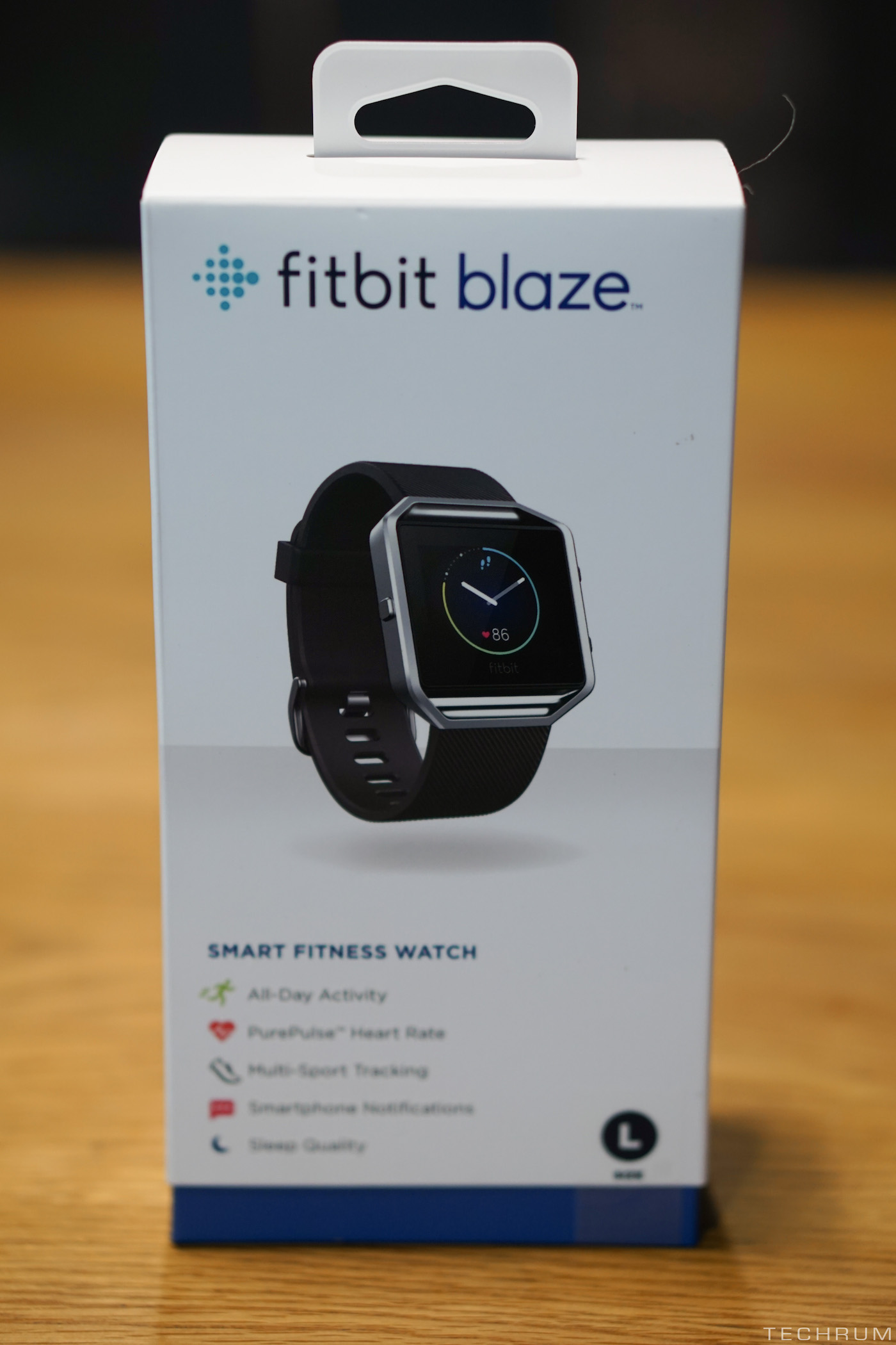 Trên tay sản phẩm đồng hồ theo dõi sức khỏe Fitbit Blaze (5 triệu đồng) 9LGfK