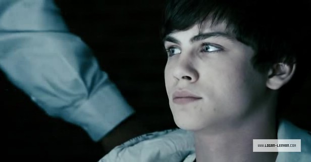 Trevor's album Logan_lerman_1281620531