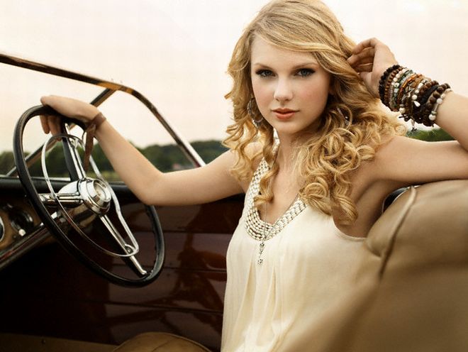     Taylor_swift_1231958540