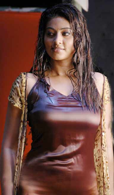 kochadaiyaan Sneha-hot-pics(1)