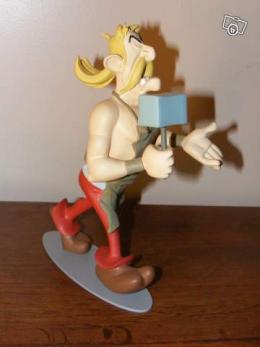 Prix figurine Leblon delienne Cétautomatix Figurine_Cetautomatix_Asterix_leblon_delienn1jpg_260_350