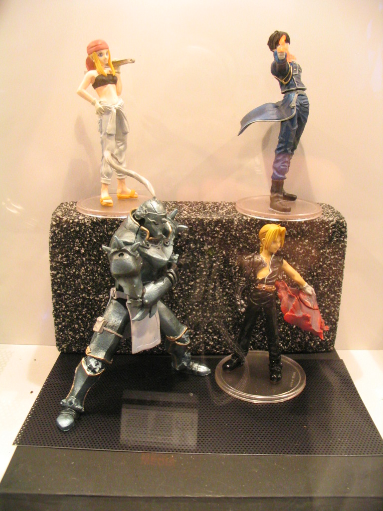 Merchaidancing de Fullmetal Alchemist (Contrabando) Square-enix-figures