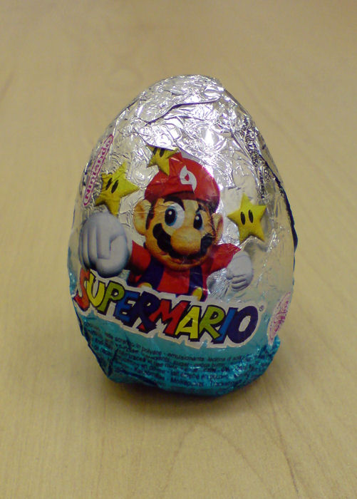 CONFIRMADA Nueva CONSOLA HD de Nintendo para el E3. posiblemente superior a 360 y PS3 (Gameinformer) - Página 2 Large%20Super%20Mario%20Chocolate%20Egg