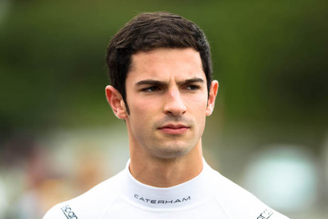 [2014]Marussia Ferrari - Présentation Rossipotrait