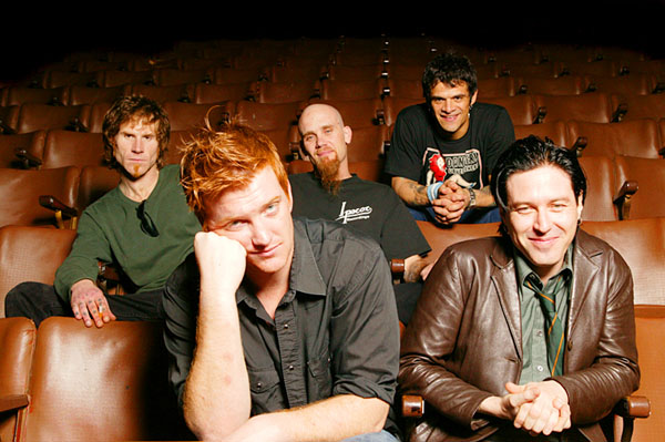 Queens of the stone age Band12