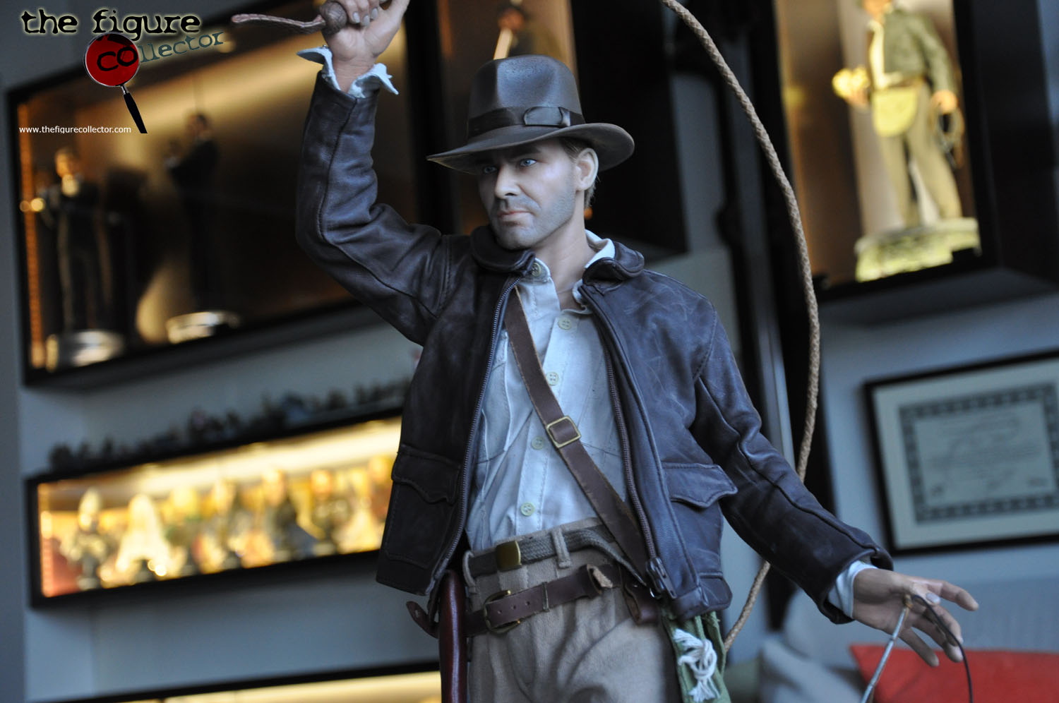 Colecao do Turco louis gara do forum Sideshow Collectors! Pobrinho!!! Cinemaquette-IndianaJones-02