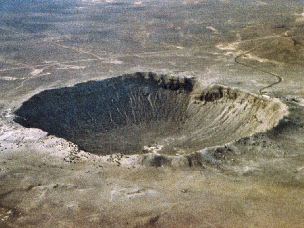 post urgent! Crater_Earth