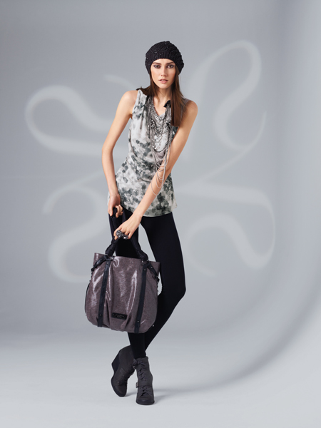    مجموعة فيرا فيرا ونغ لكوهلز SimplyVeraVeraWangFall2011Lookbook25