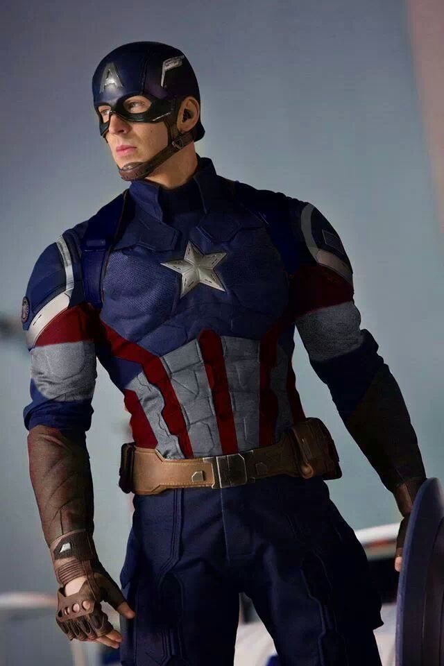 THE AVENGERS : AGE OF ULTRON - Page 21 Capcostume2