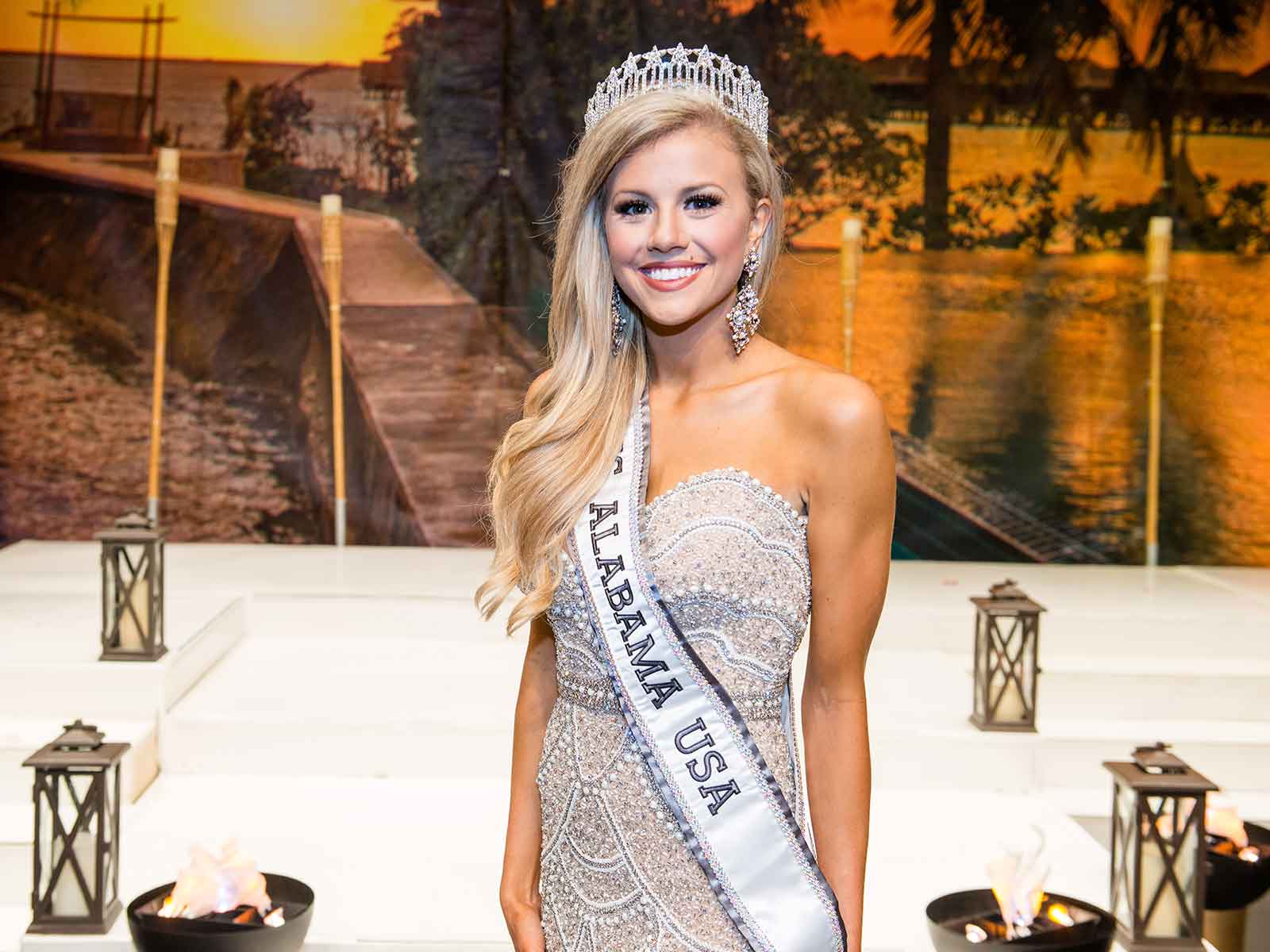 Las 51 Candidatas al título de Miss USA 2016 - Página 7 PeytonBrownCrown