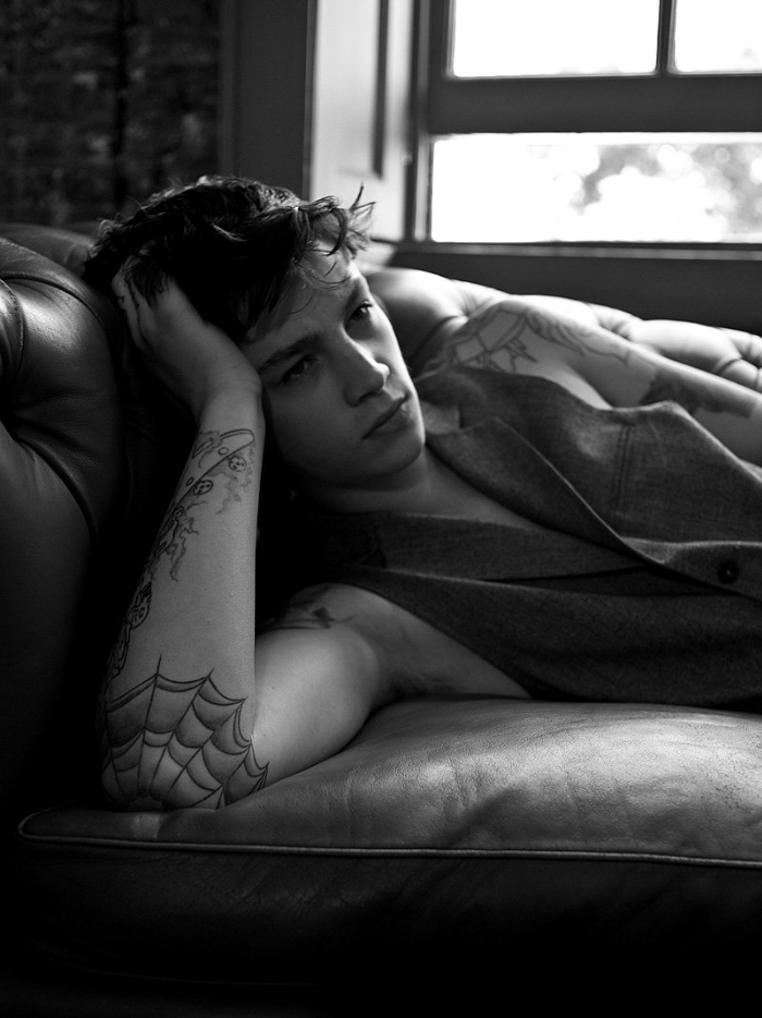 Ash Stymest の  6c8f340aeef6