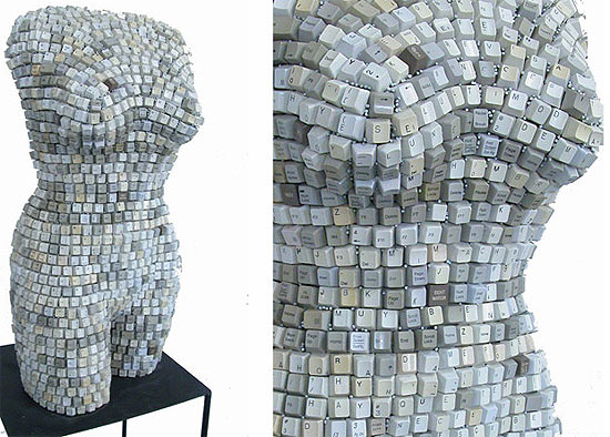 مجسمات غريبة Keyboard-sculpture