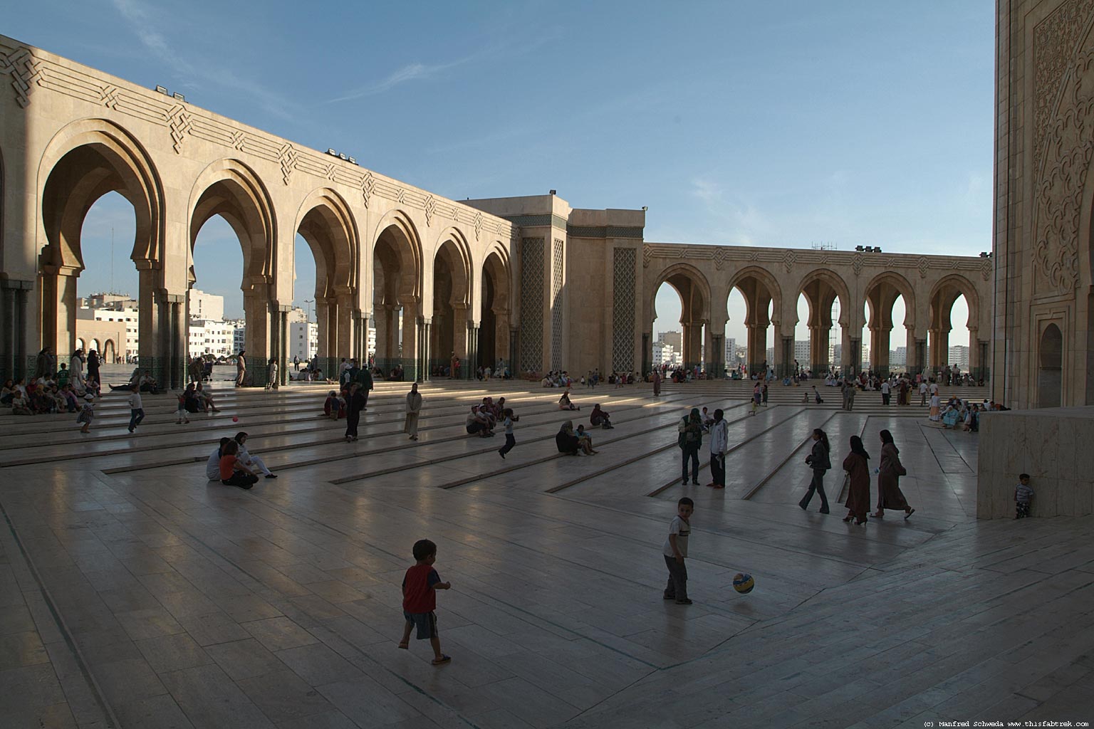 مساجد اسلامية """" قمة فى الجمال والابداع فى التصميم """" Casa-hassan2-arcades-4