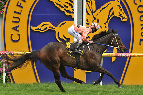 SHUT THE HELL UP ABOUT AUSTRALIA!!! - Page 24 Blackcaviar%20081011