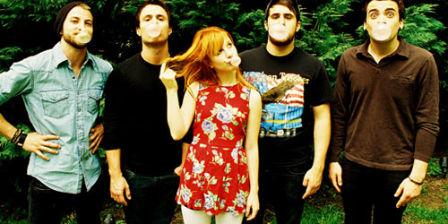 Busquen la imagen - Página 2 Paramore-2009