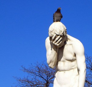 Lana Del Rey Facepalm_statue_2