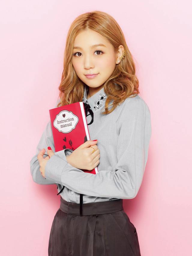 Kana Nishino >> Album "LOVE it" Nishino-kana_1440140752_af_org