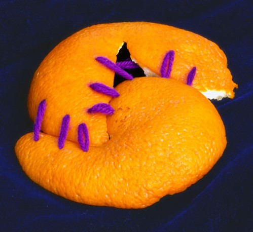 Como pelar naranjas y mandarinas con ARTE xD!! Formas-de-pelar-una-naranja-con-arte-12-e1269591164930