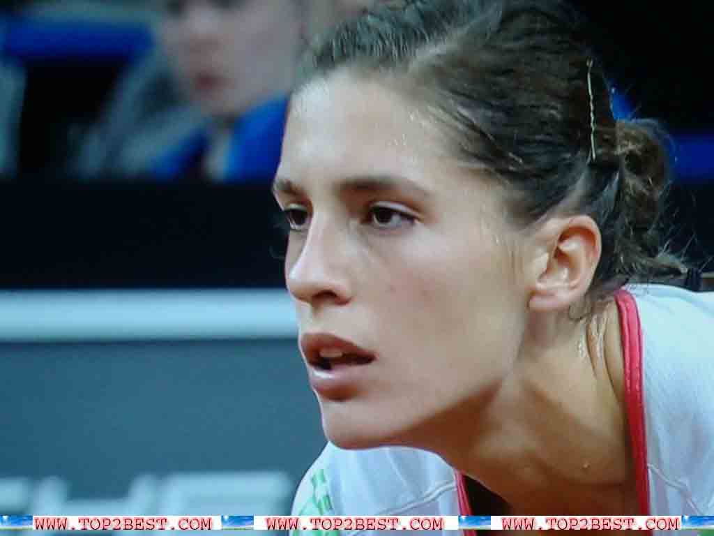 Fotografije poznatih teniserki - Page 4 Andrea-petkovic-tennis-player-wallpaper