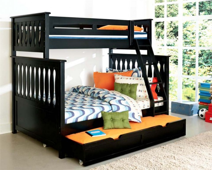  سرير مرتفع لثلاثة توائم 213-twin-over-full-bunk-bed-with-trundle-718x574