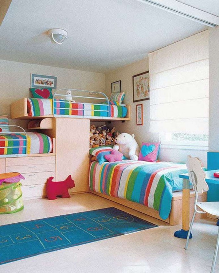  سرير مرتفع لثلاثة توائم Kids-Bedroom-Interior-Concept21-718x897