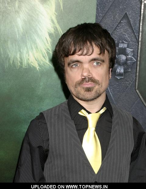 Vampiros , lua, bréjo, festas e outras coisas mais.. ( cronica livre ) PeterDinklage1