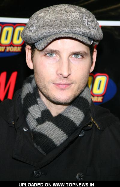 Peter Facinelli(Carlisle Cullen) Peter_Facinelli2