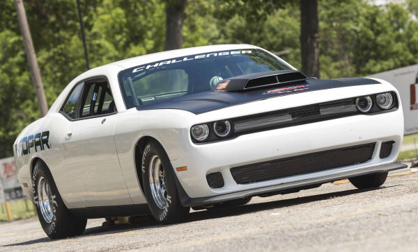 challenger - 2015 Dodge Challenger "Drag Pak" Mp015_009mo