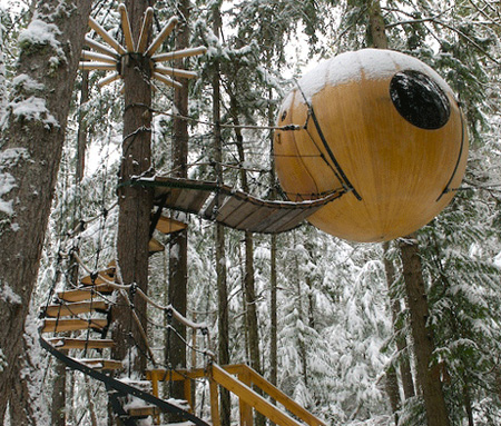 أشكال منوعه لمنازل  تبنى  على الأشجار. Treehouses01