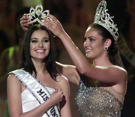Địa điểm tổ chức Miss Universe qua các thời kỳ _ 1989 - 2011 Crown02