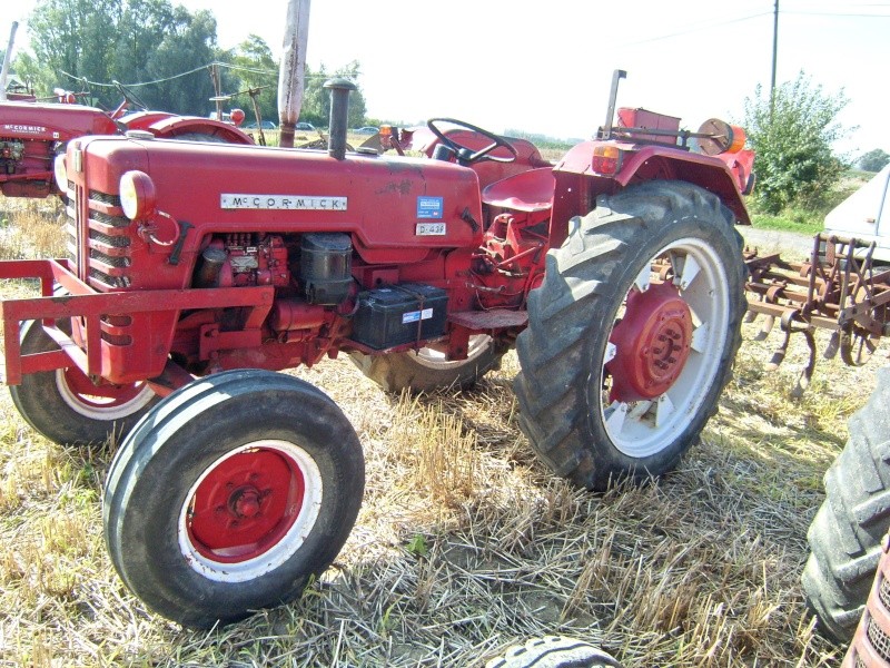 Votre dernière toile - Page 30 Tracteur-McCormick-D-439