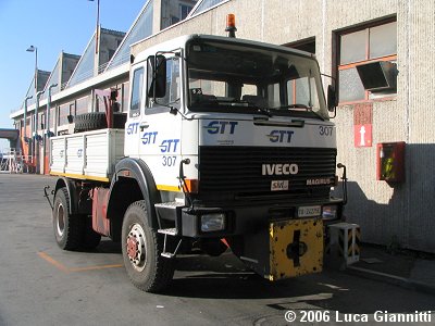 Trattore zavorrato Ballast tractor Servizio307