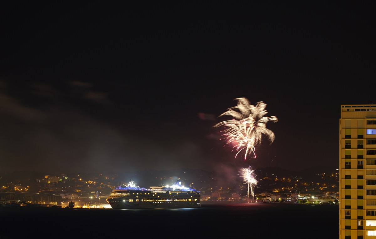 Feu d'artifice la Seyne sur mer SDIM2538