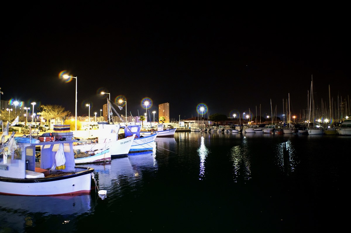 le Quai des pêcheurs ( Toulon )  RSDIM9699