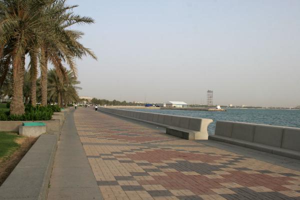 கத்தார் அழகுக்காட்சி... Doha-corniche04