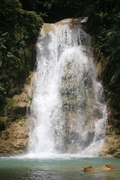 interez por la historia (libre) - Página 3 Limon-waterfall10