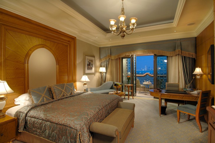 قصر الإمارات وبرج العرب أكثر الفنادق ترفاً ورفاهية Emirates-Palace-7