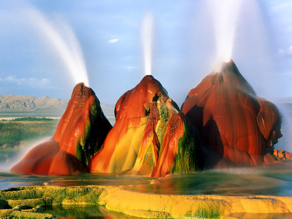 صور لاماكن في فانزولا  Fly-Geyser-Nevada