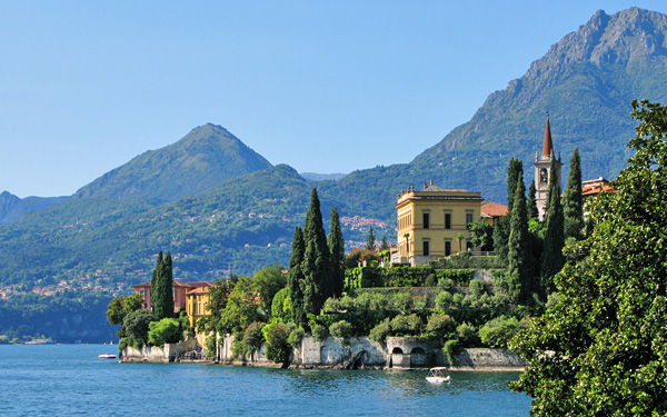 بحيرة كومو الإيطالية Lake-Como-14