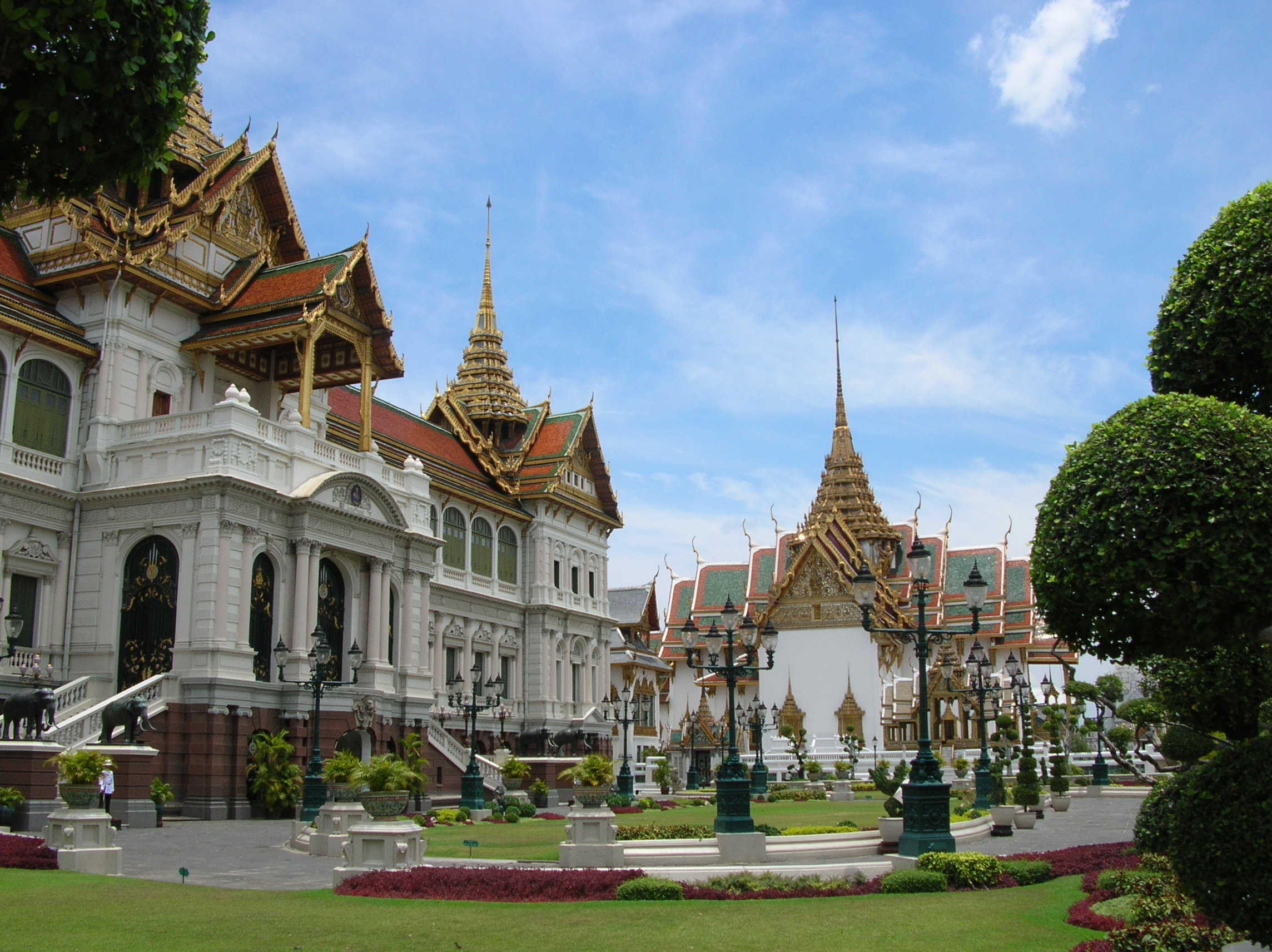 أجمل الاماكن السياحية في تايلند Royal-Grand-Palace