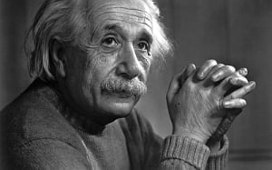 Les mensonges "scientifiques" sur l'évolution ! Albert_Einstein_theoretical_physicist_and_philosopher-300x187