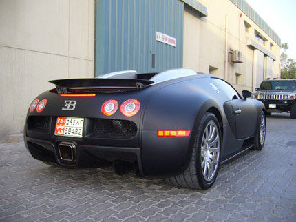 Peinture mat? Question pose et entretien.. Flat-matte-black-bugati-veyron-2