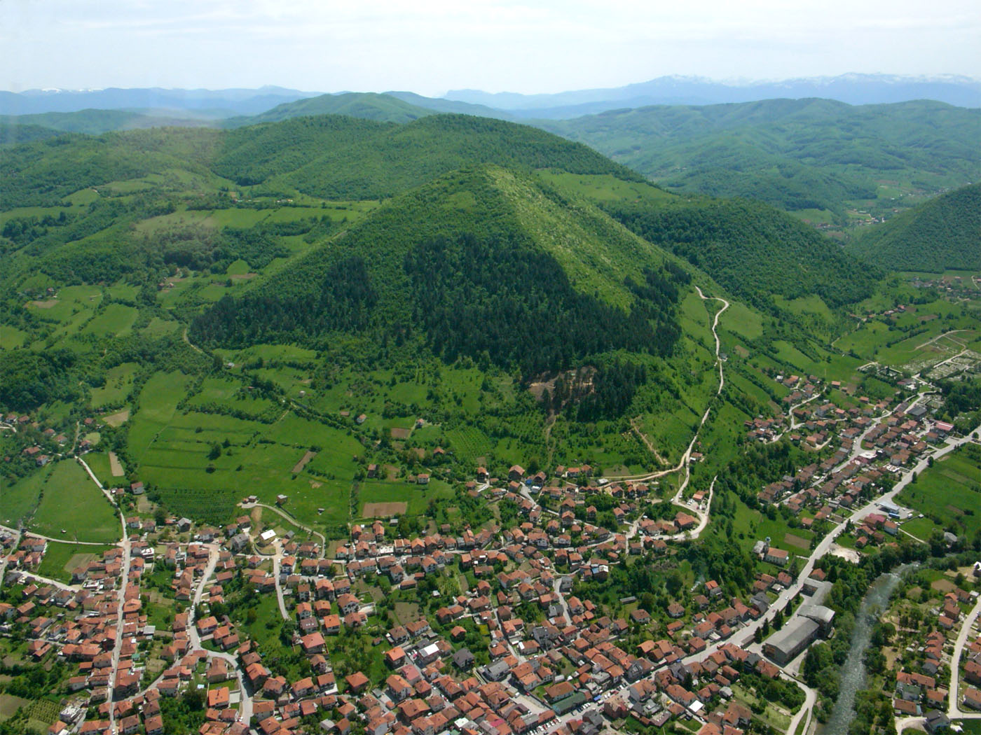 Discovery of New Prehistoric Underground Tunnels at Bosnian Pyramids  Visoko