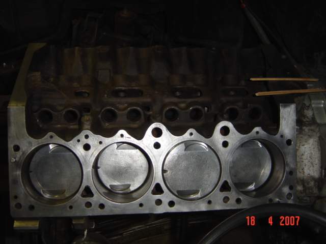 restau moteur de ma dodge(suite) 121