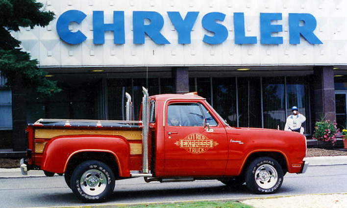 1978/1979 Dodge D-150 Li'l Red Express Truck  4304