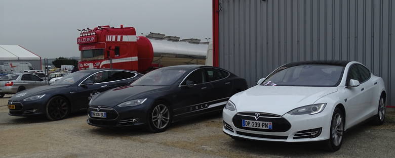 TESLA : LA voiture américaine électrique - Page 2 7092