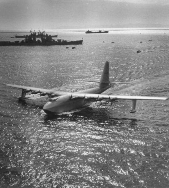 le (Howard Hughes) H-4 Hercules 7299