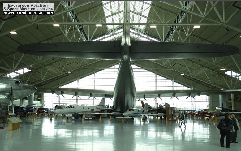 le (Howard Hughes) H-4 Hercules 7844