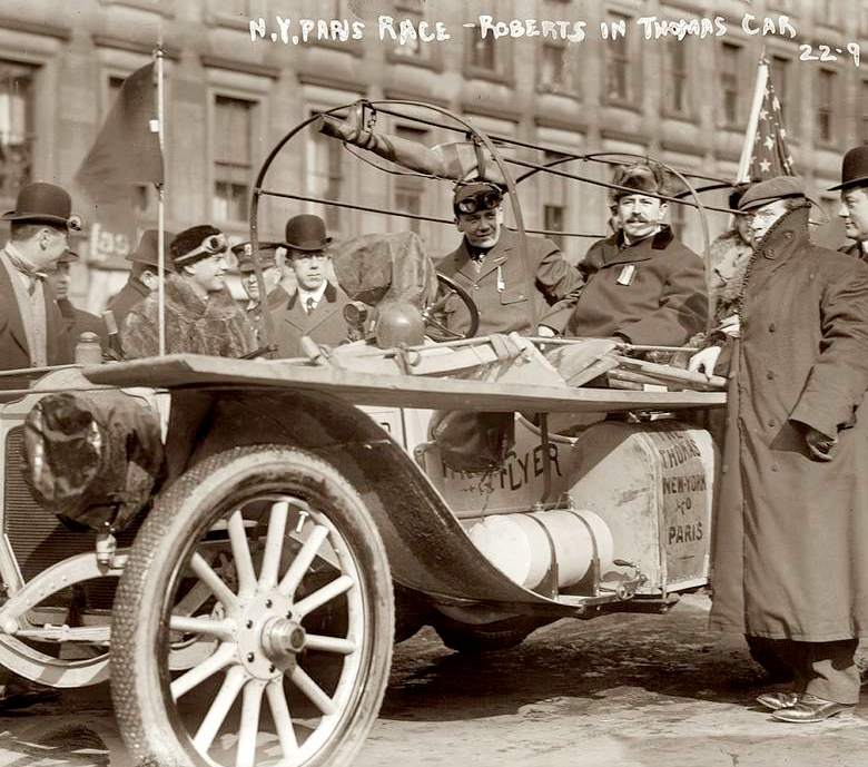 THOMAS Flyer Touring : la course NewYork/Paris en 1908 Th070110