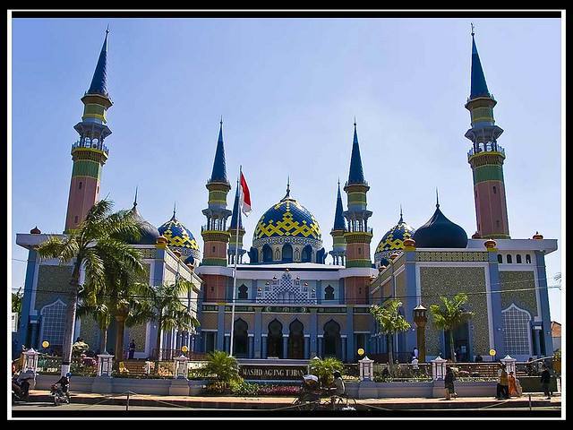 Mahomet / Muhammad et le Coran alternatif Mosque-tuban-27-02-2011